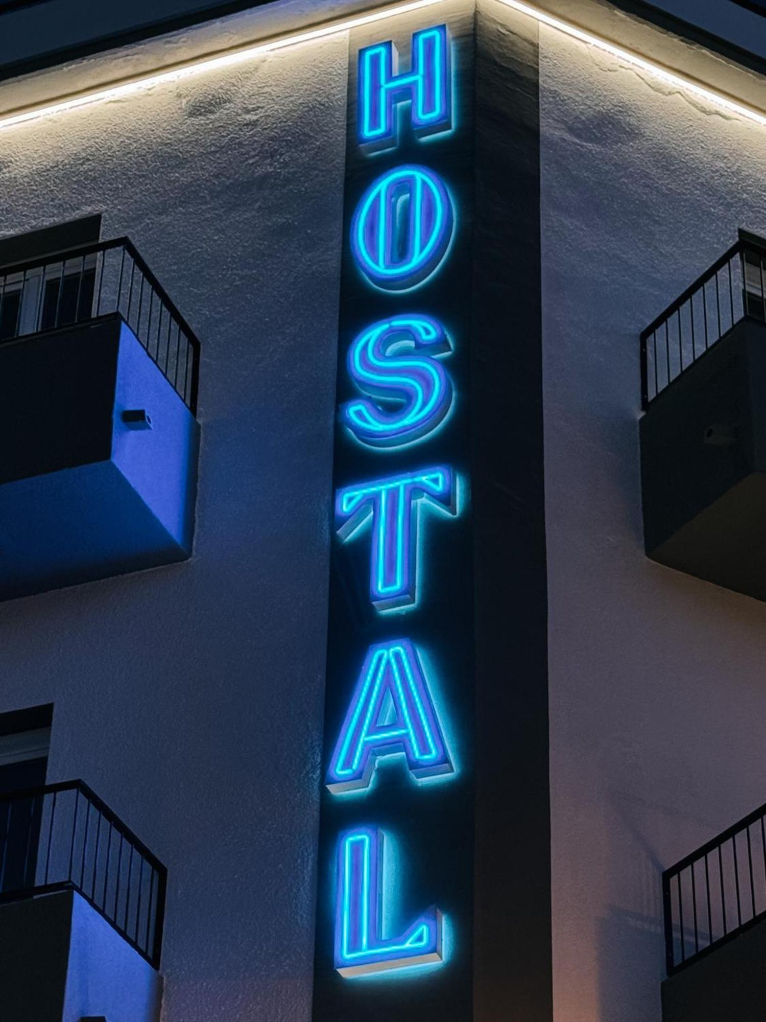 Hostal Sa Roqueta Mahon Exterior photo