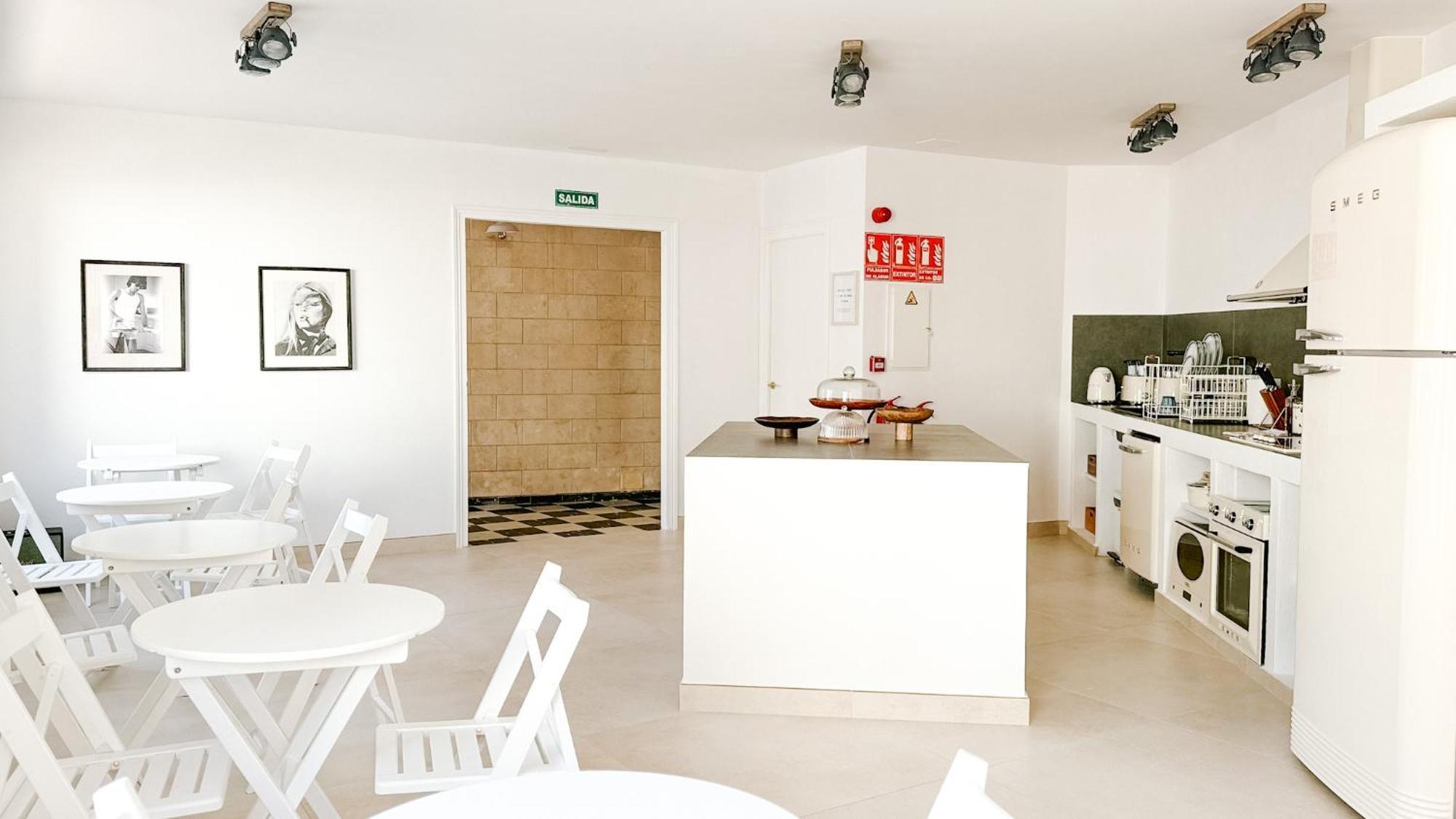 Hostal Sa Roqueta Mahon Exterior photo